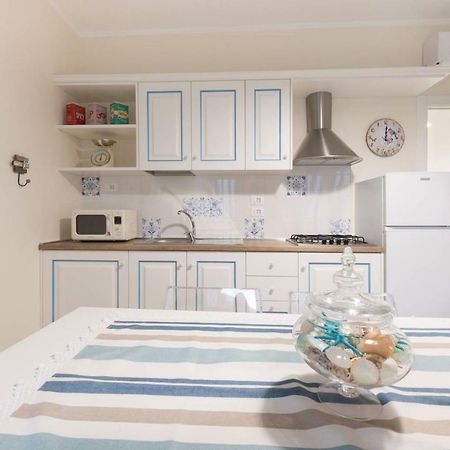 Casa Vacanze Anfitrite Lido Conchiglia エクステリア 写真
